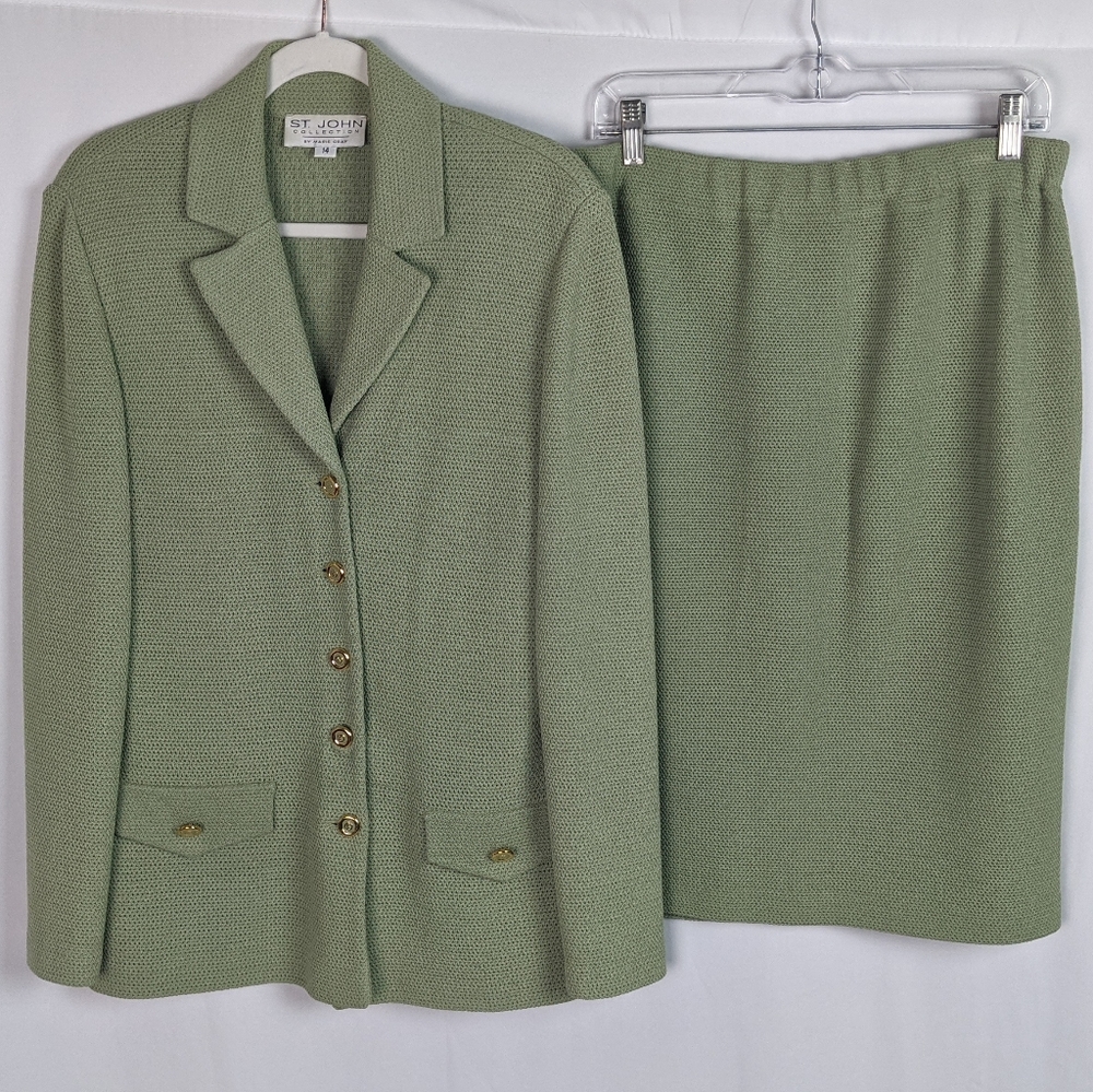 St.John Collection Knit Skirt Suit Set Blazer Jacket Knee Length Skirt